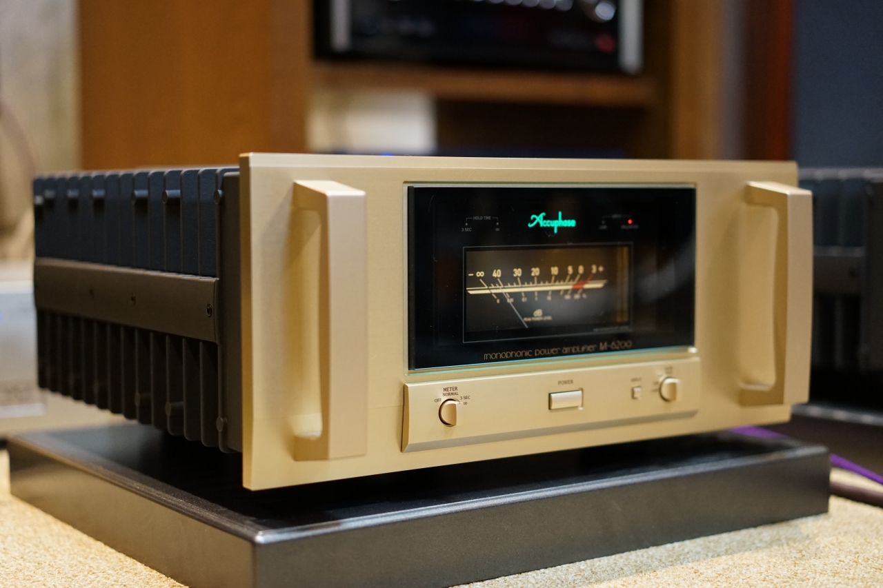 ACCUPHASE M-6200試聴レポート♪ の巻 - サウンドテック