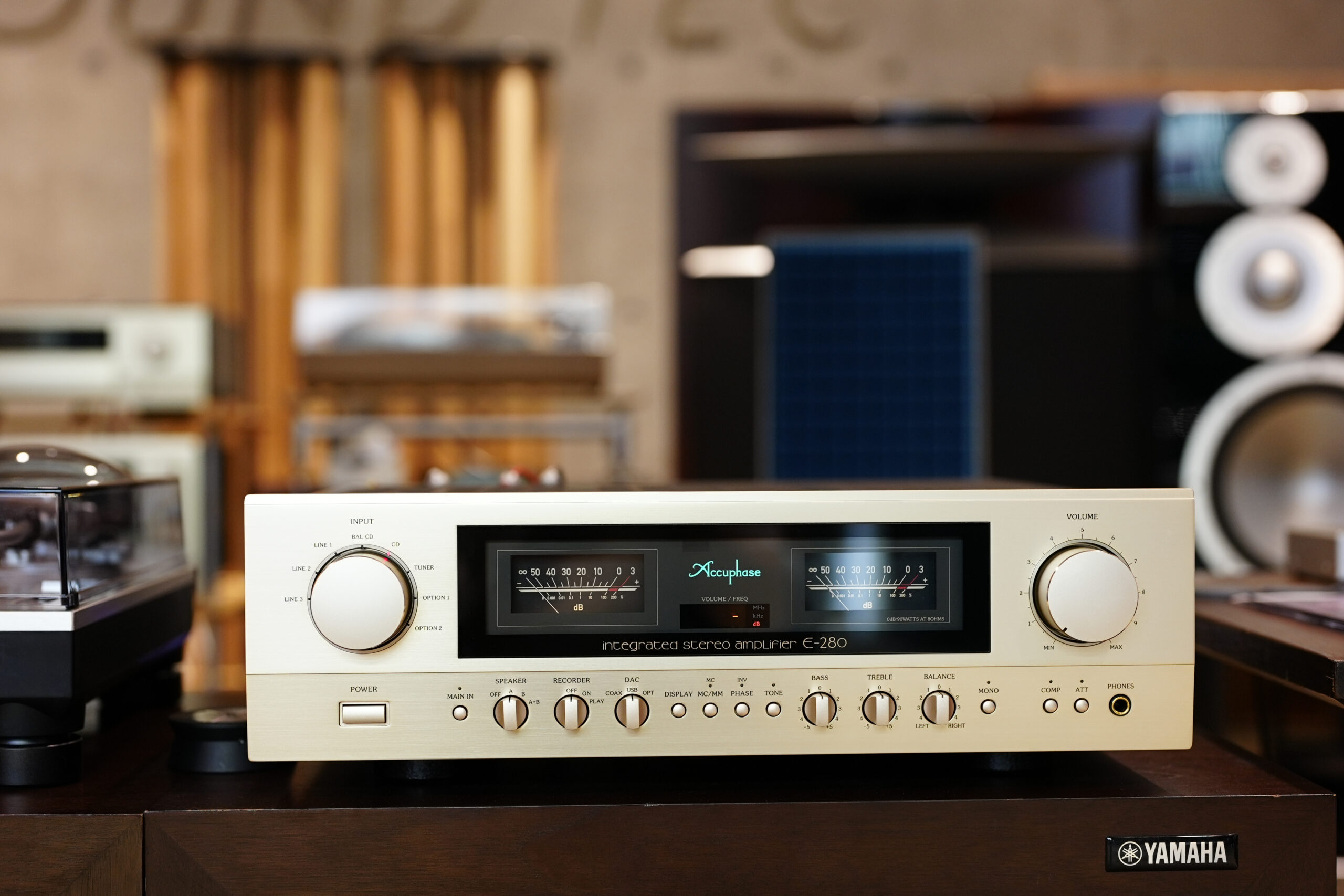 アキュフエーズ Accuphase E-280 プリメインアンプ 美品 - オーディオ機器